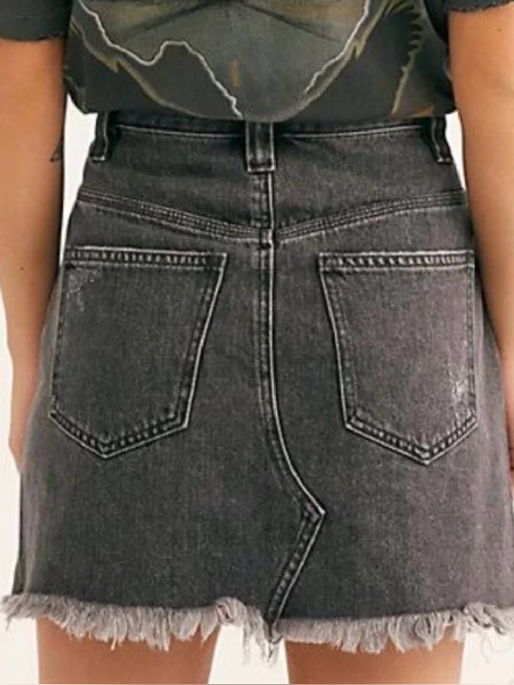 Free People Sidecar sanded black wash denim mini skirt raw frayed hem SZ 24 - Picture 2 of 11